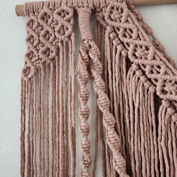 Ceylan large macrame wall hanging Handmade from Etsy - Picture 3 of 5